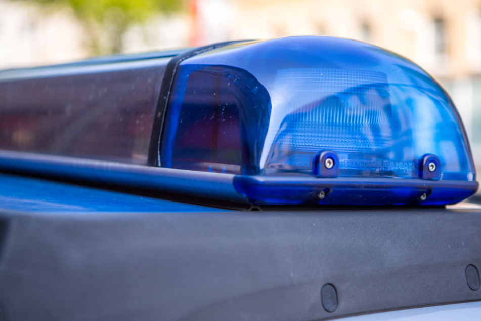 Rechte Pöbler randalierten am Vatertag in einer Gäststätte in Zwenkau. Die Polizei musste einschreiten (Symbolbild).