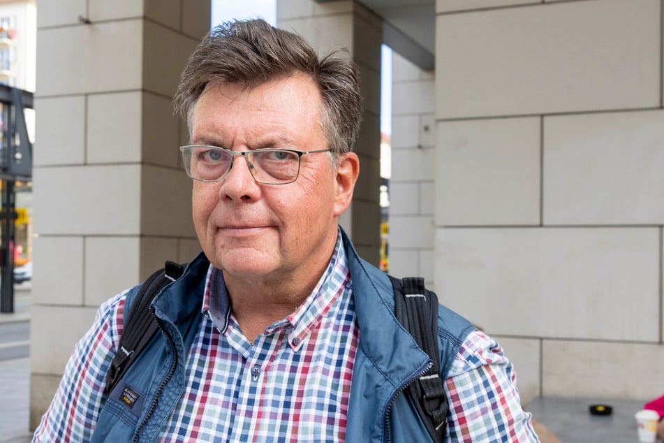 Hausmeister Arndt Helaß (63) beobachtet mehr Vermüllung und Vandalismus.
