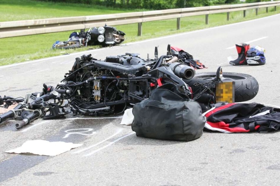 Unfallforscher sicher: Biker trotz Schutzkleidung in Lebensgefahr!