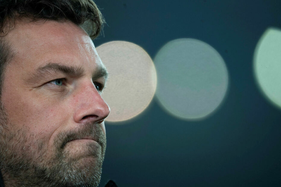 Markus Weinzierl (44) muss mit dem VfB Stuttgart dringend punkten, um seinen Job zu sichern.