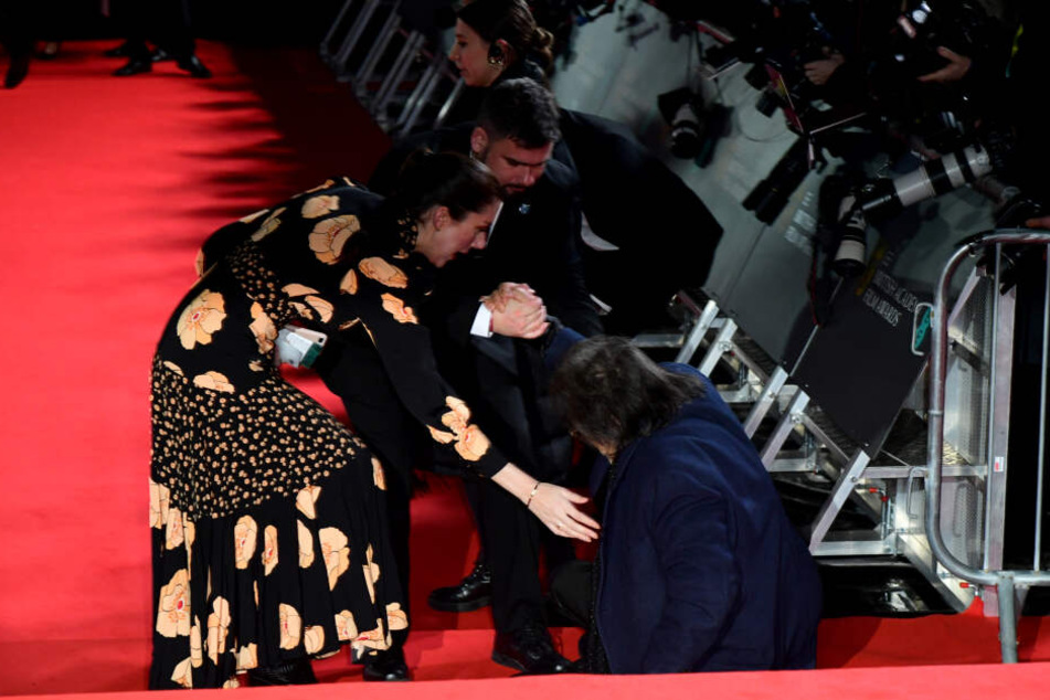 Hollywoodstar Al Pacino (79) stürzte bei den Baftas auf dem roten Teppich.