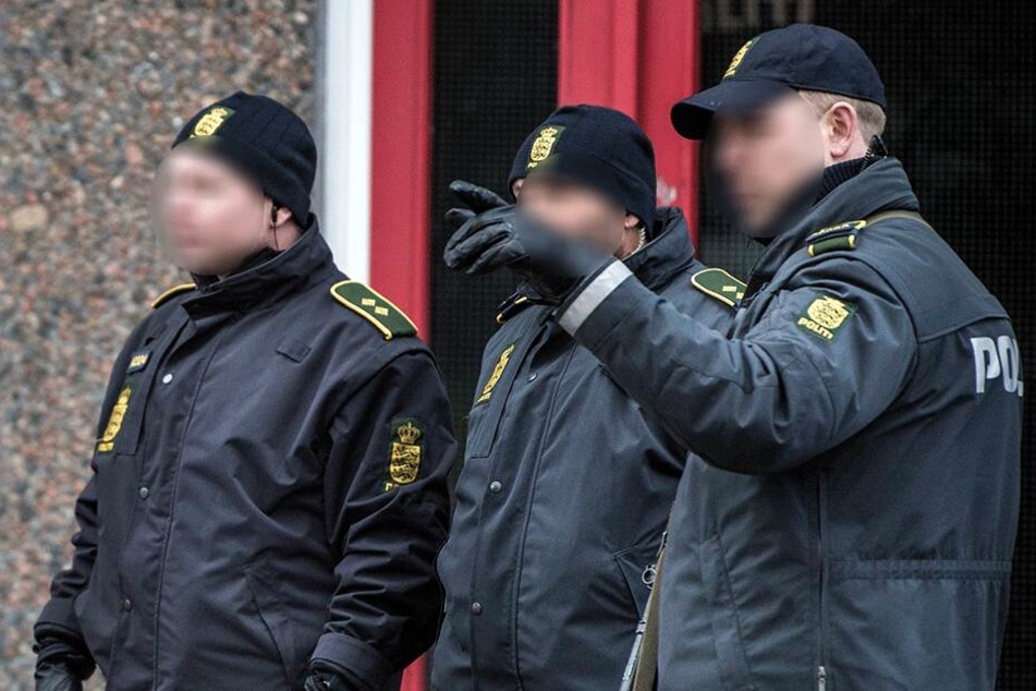 Polizisten im Einsatz (Symbolbild).