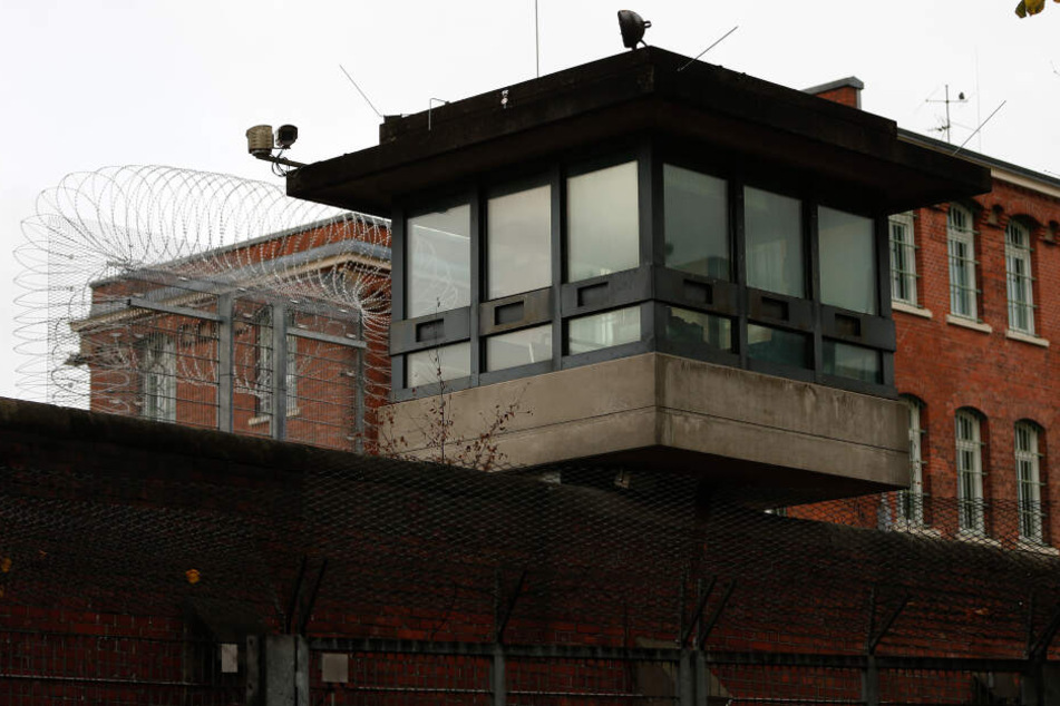 Ein Wachturm der Justizvollzugsanstalt Fuhlsbüttel in Hamburg.