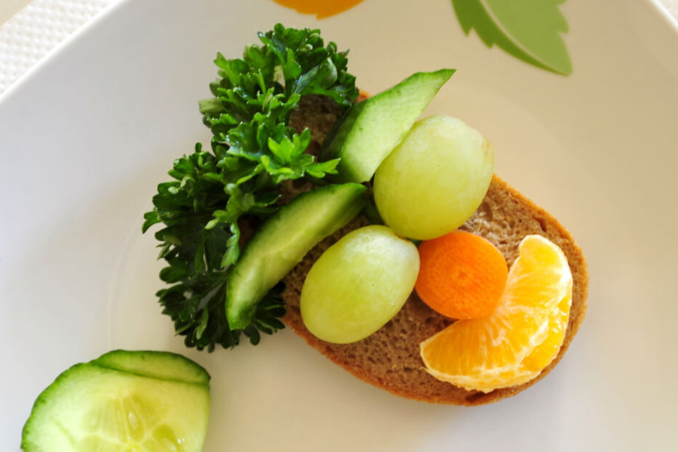 Lustig, lecker, gesund - so belegten die Kinder ihre Brote bei der Aktion des Gesundheitsamtes.