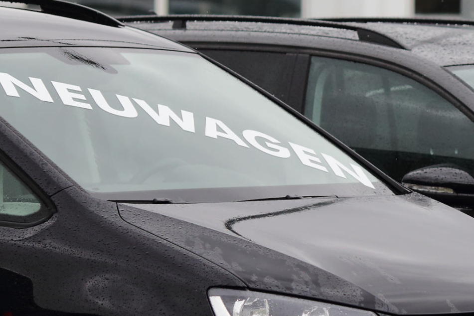 Mit seinem Neuwagen hatte ein Mann jede Menge Pech. (Symbolbild)