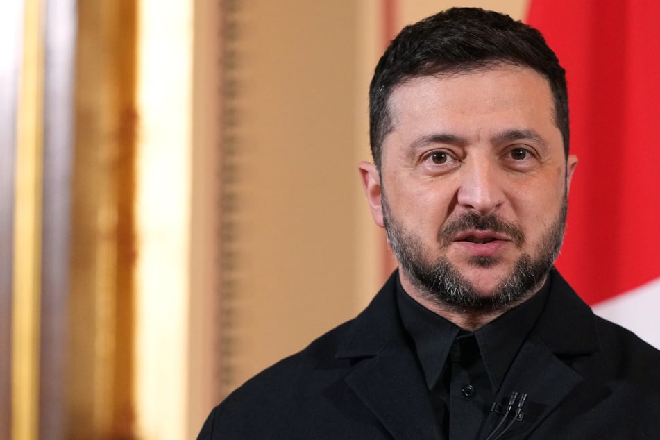 Der ukrainische Präsident Selenskyj will Kremlchef Putin zu Verhandlungen zwingen.