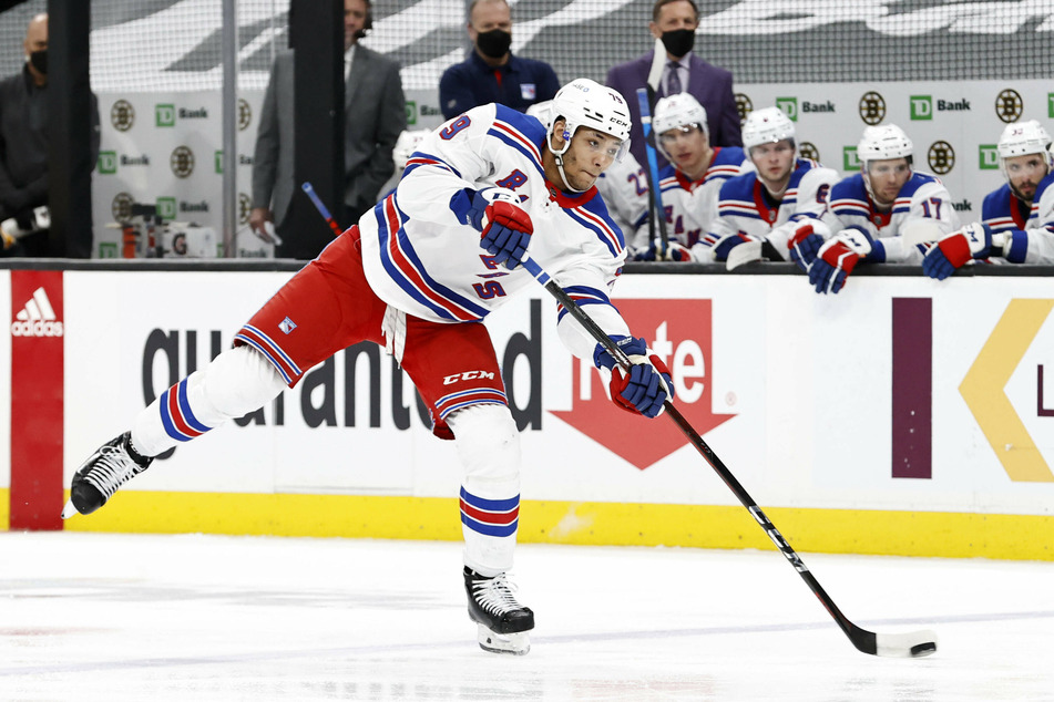 NHL: The Rangers finish on a high with a late win over the Bruins