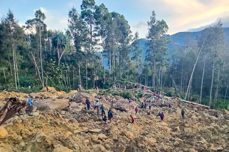 Mehr als 670 Tote nach Erdrutsch-Tragödie befürchtet: "Situation ist schrecklich"