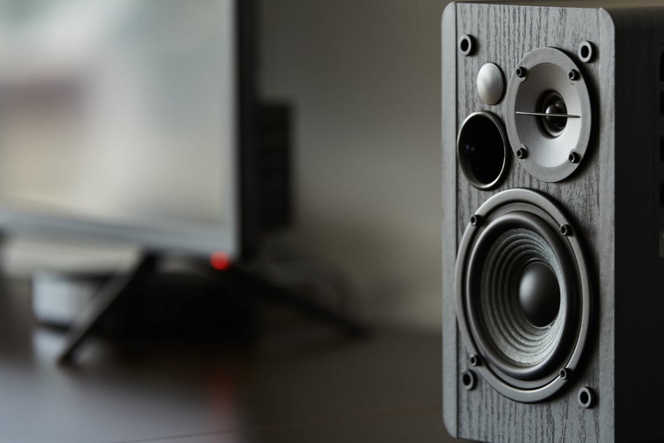 "Unzulässiger Lärm": Polizei nimmt Frau ihre Musikboxen weg