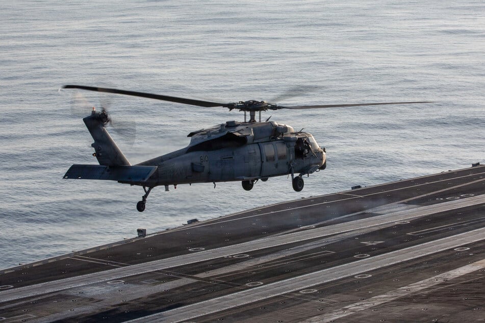 Nach der Notlandung eines US-Helikopters im Arabischen Meer wurde die Suche nach einem Besatzungsmitglied nach über 100 Stunden eingestellt. (Symbolbild)