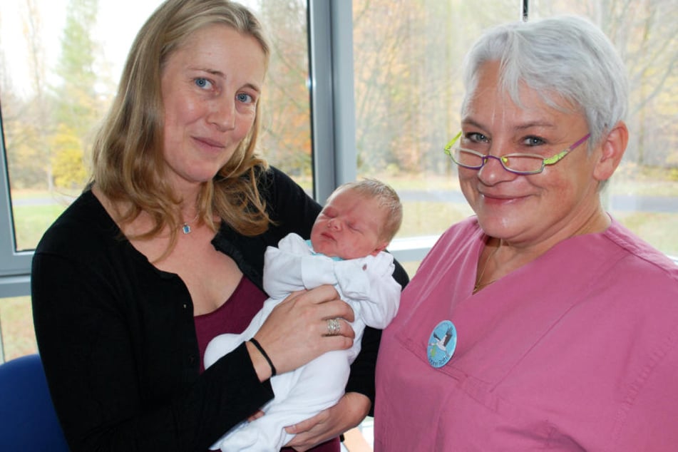 Mama Susan kann sich über einen gesunden Sohn freuen.