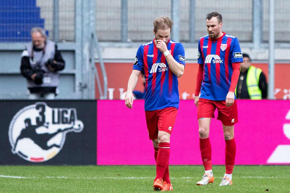 Zwei der Stars, die ihrer Form hinterherhinken: Maximilian Beister (l.) und Weltmeister Kevin Großkreutz (r.).
