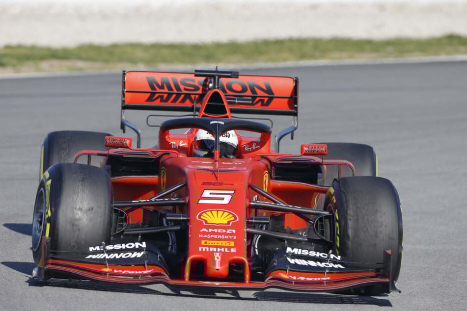 Der neue Ferrari von Sebastian Vettel bei den Testfahrten in Barcelona.