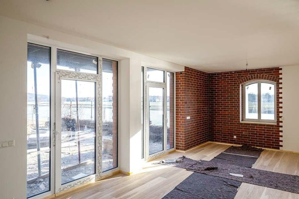Im Inneren schreitet der Ausbau aber voran: Die Wohnungen im Kesselhaus sind quasi fertig.