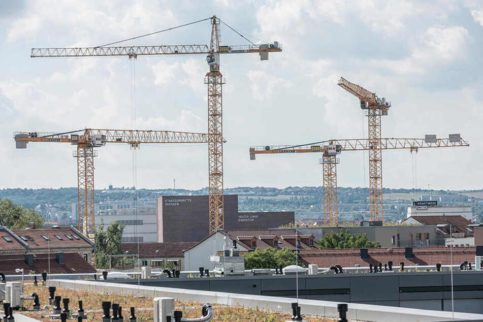 Damit sich auch zukünftig in Dresden Kräne drehen dürfen,
sollen Investoren mehr zahlen.