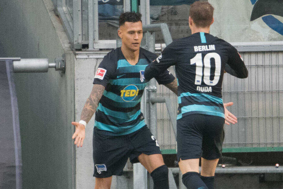 Selke und Duda bejubeln das 2:0.