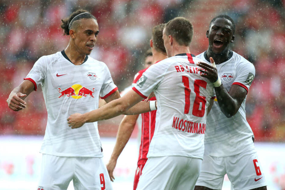 Schon in den ersten 45 Minuten spielten sich die Roten Bullen eine komfortable 3:0-Halbzeitführung heraus.