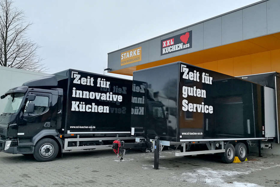 Innovative Küchen und guter Service erwarten Dich bei XXL Küchen Ass.