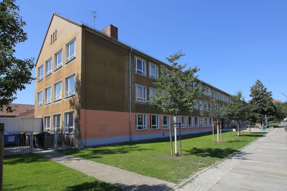 Eine frühe Variante des Typs Dresden Atrium. Viele müssen neben dem 2. Rettungsweg mit Schotten gegen Rauch nachgerüstet werden.