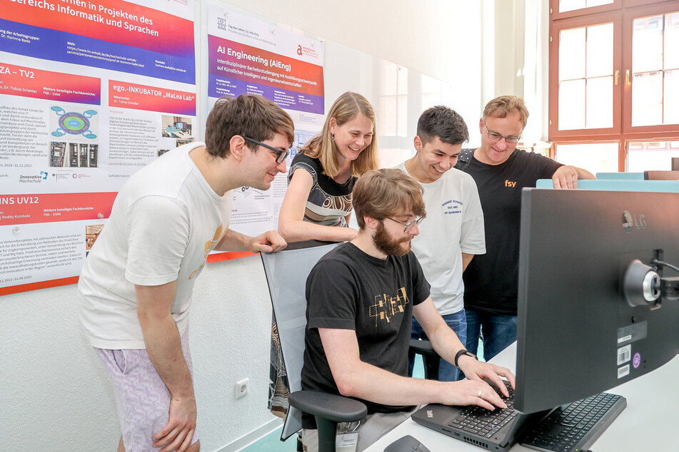 Gleich mehrere Hochschulen in Sachsen-Anhalt forschen jetzt zum Thema Künstliche Intelligenz.