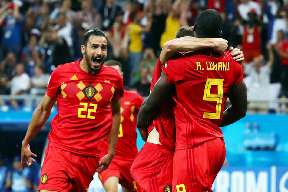 Großer Jubel bei Belgien, nachdem Nacer Chadli (l.) in der Nachspielzeit den 3:2-Siegtreffer gegen Japan erzielt hatte.
