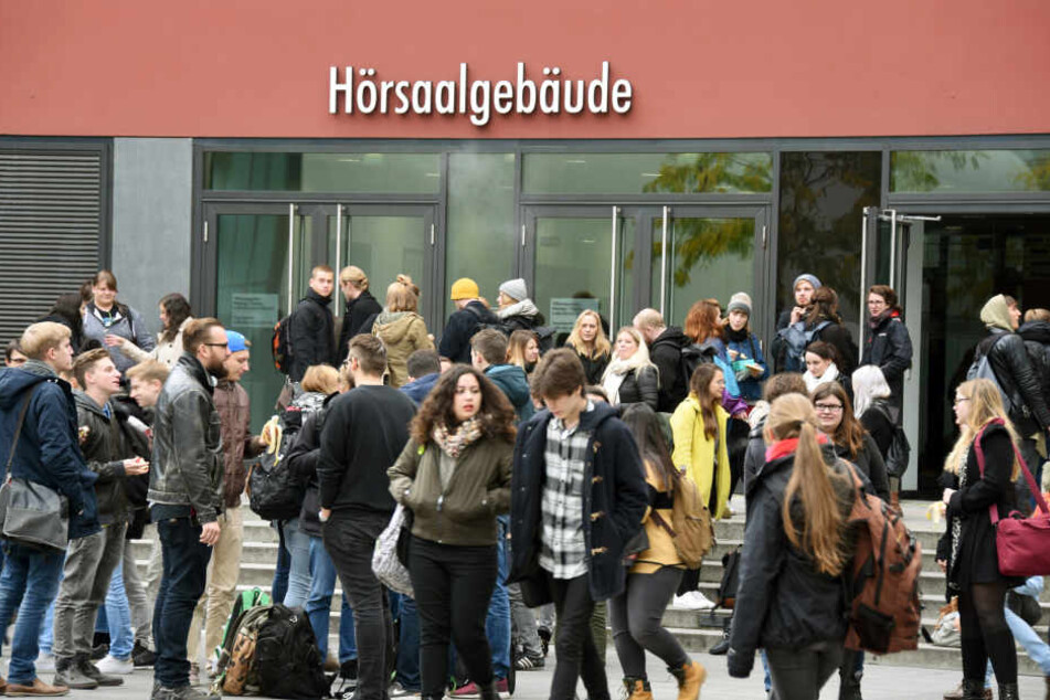 Nicht wenige Leipziger Jura-Studenten meiden die Vorlesungen von Professor Rauscher.