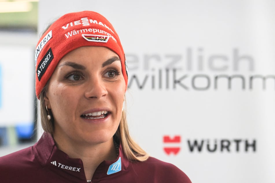 Hanna Kebinger (25) entschuldigte sich nach ihrem verpatzten Schießen beim Weltcup in Östersund bei ihrem Partner Justus Strelow (26).