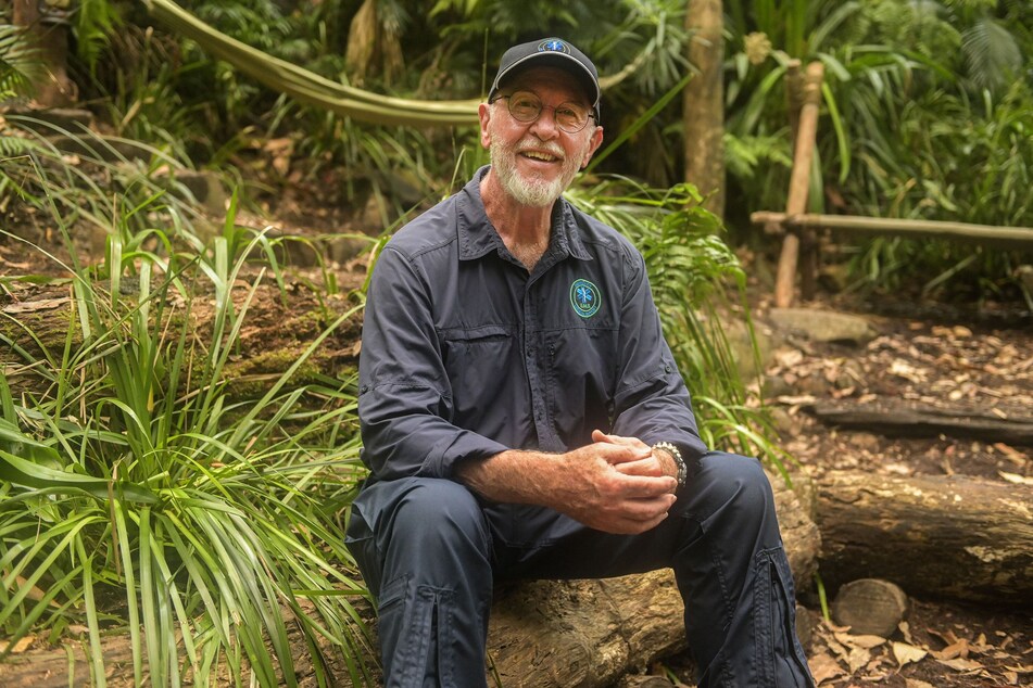 Show-Urgestein Dr. Bob (73) kümmert sich auch in diesem Jahr wieder um die Gesundheit der Dschungelcamp-Kandidaten.