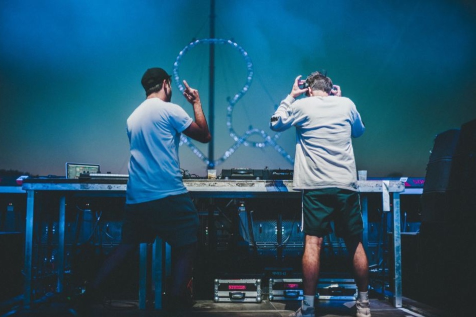 Das DJ-Duo beim Sonne, Mond, Sterne Festival.