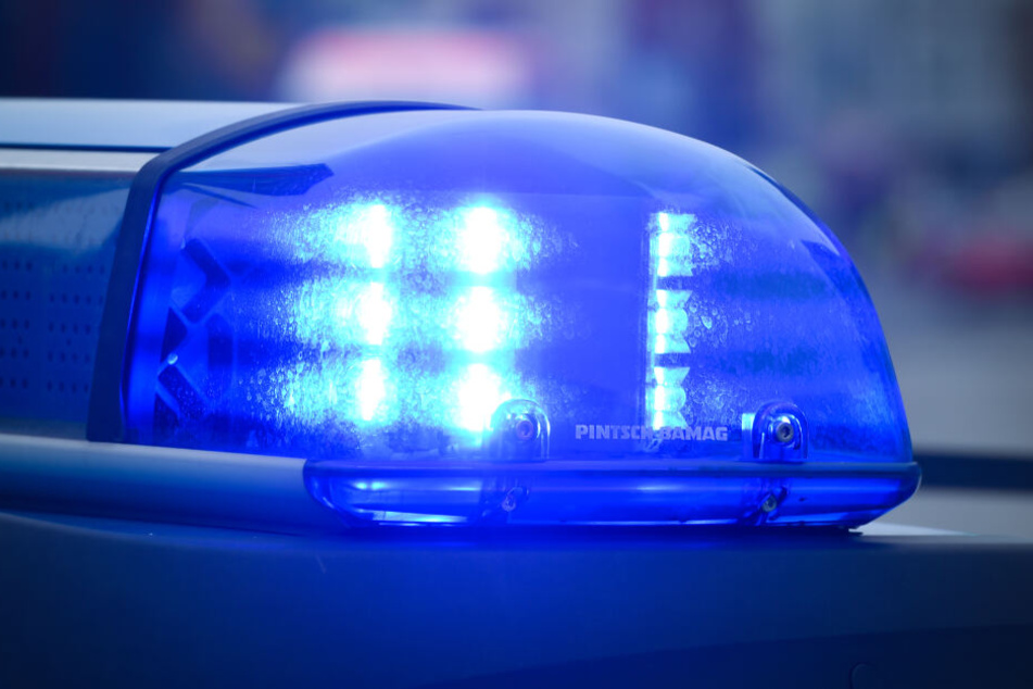 Bei dem Kreuzungscrash entstand ein Schaden von rund 30.000 Euro. (Symbolbild)