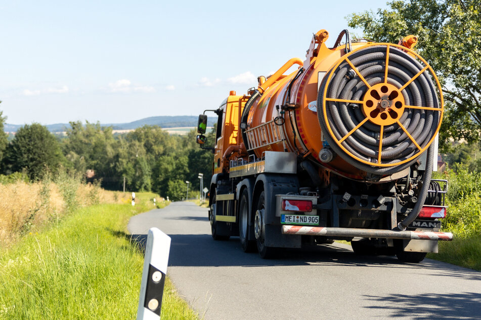 Lust, diesen Saugwagen durch Sachsens Straßen zu steuern? Dann bist Du bei Nehlsen gut aufgehoben!