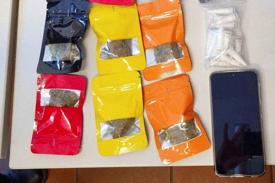Berlin: Polizei schnappt Drogendealer an seinem ersten "Arbeitstag" im Koks-Taxi