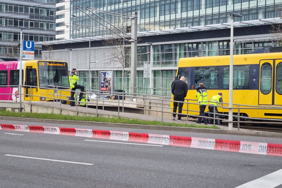 Die Einsatzkräfte sperrten den Unfallort ab.