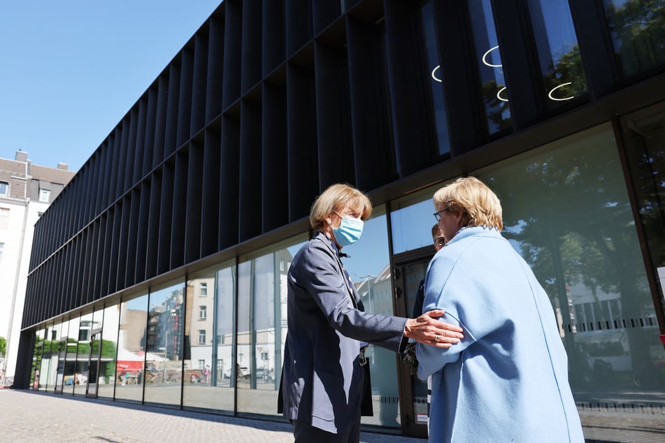 Das neue Historische Archiv von Köln wurde am heutigen Freitag eröffnet.