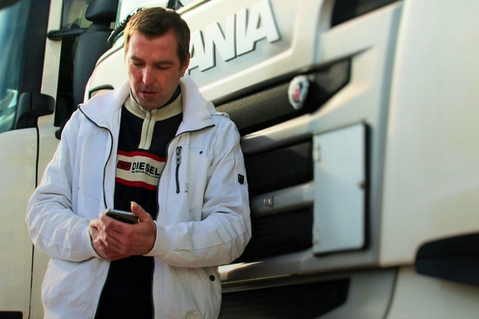 Patrick Henschel vor seinem Truck. Mit seiner Idee gewann der 36-jährige beim vierten Leipziger Startup Weekend.
