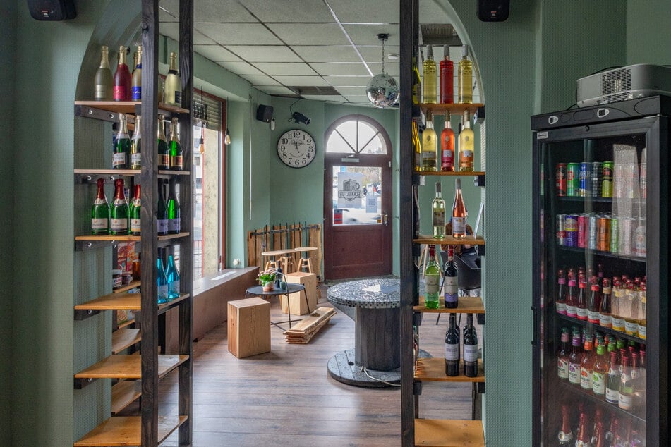 Der "Eckkultur"-Späti sollte auch ein Ort zum Verweilen sein, doch die Decke ist nicht brandsicher.
