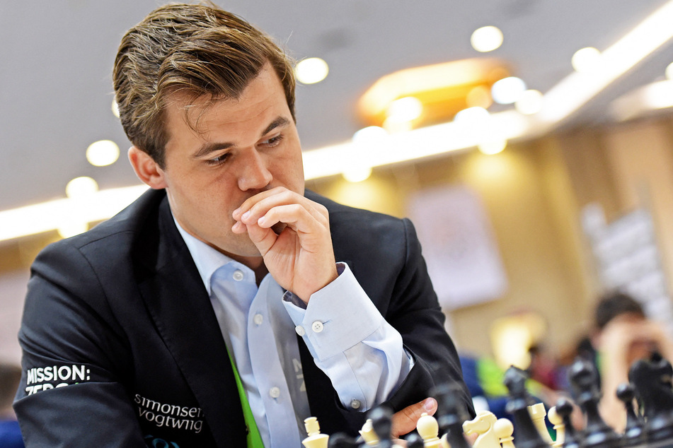 Schach-Weltmeister Magnus Carlsen (31) sieht sich jetzt selbst heftigen Vorwürfen konfrontiert, nachdem er solche gegenüber Niemann erhob.