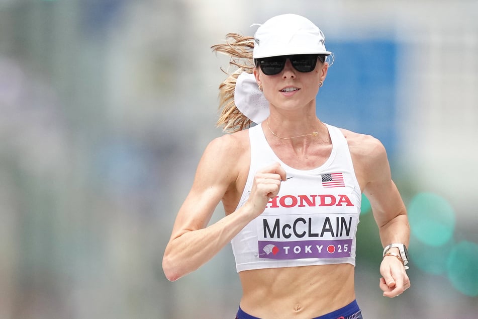 Drama beim Halbmarathon: Läuferin hat den Sieg vor Augen, als das Unglaubliche passiert