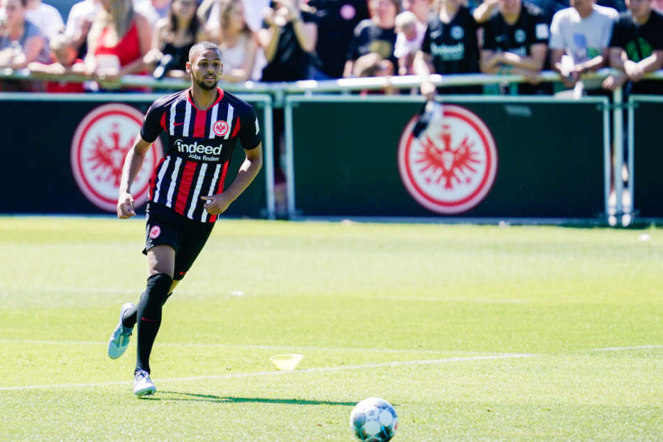 Neuzugang Djibril Sow wird der Eintracht wohl acht bis zehn Wochen lang fehlen.