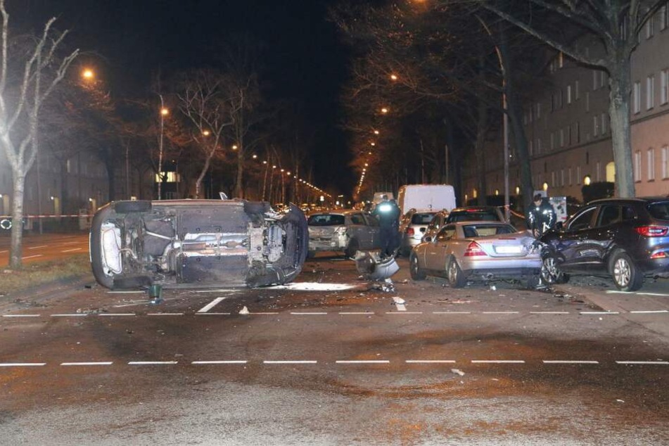Zwei illegale Rennfahrer sorgten für einen Unfall.