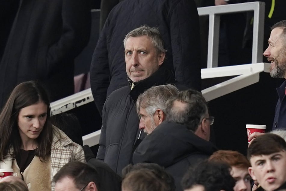 United-Boss Jason Wilcox (55) ließ sich die Neuzugänge im Sommer einiges kosten. Martínez sieht offenbar trotzdem noch Nachholbedarf.