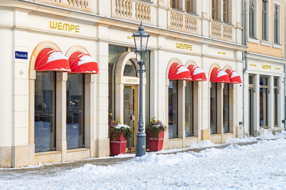 Juwelier Wempe am Neumarkt präsentiert Kunst des Thüringer Künstlers "MLOVNEY".