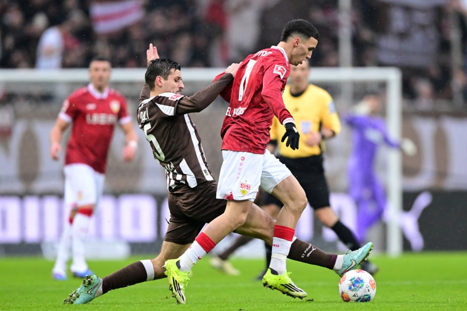 Der FC St. Pauli machte das Spielfeld gegen den VfB Stuttgart extrem eng und verwickelte den Gegner immer wieder in Zweikämpfe.