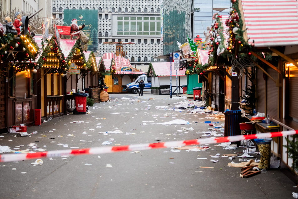 Björn Friedrich hat auf dem Magdeburger Weihnachtsmarkt einen Stand und erlebte den Anschlag live mit.