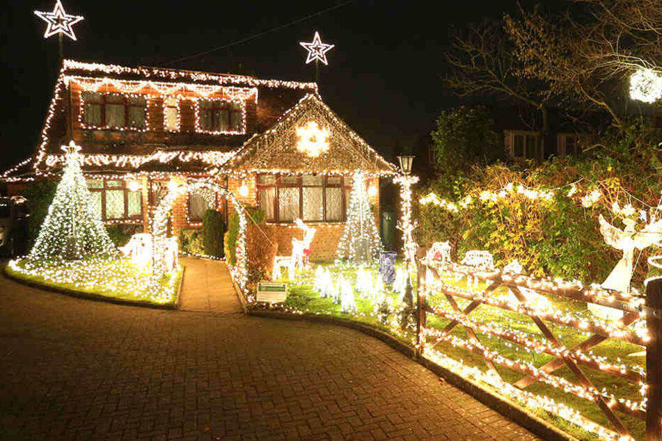 Eine US-Amerikanerin vermutete die Weihnachtsbeleuchtung hätte Schuld an dem Monster-Betrag.