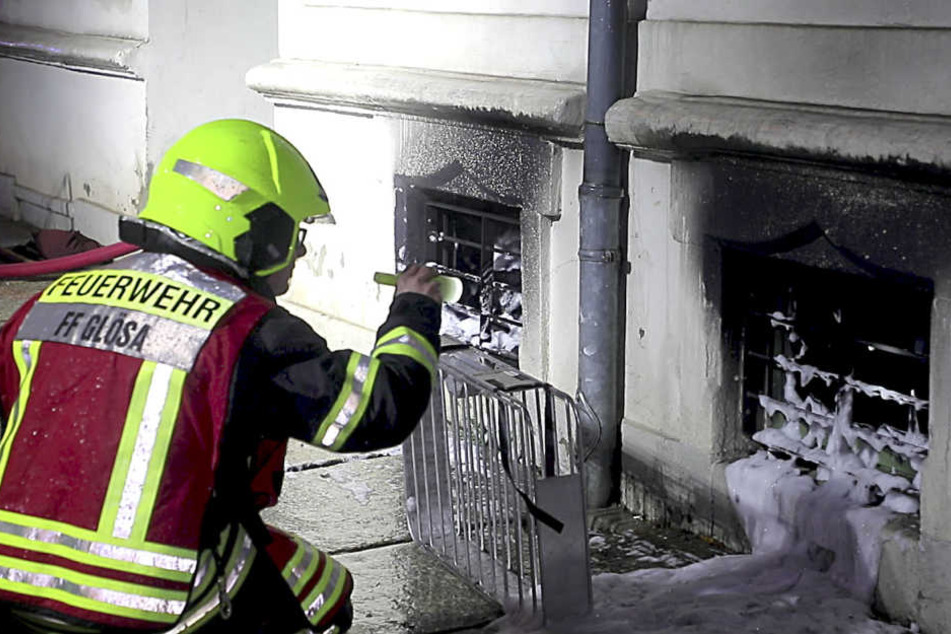 Wieso das Feuer im Keller ausbrach, ist noch unklar.