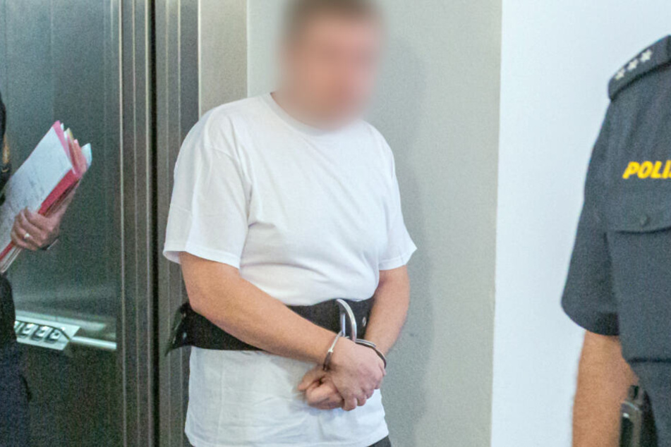 Ein 39 Jahre alter Mann muss sich aufgrund eines tödlichen Streits vor Gericht verantworten.