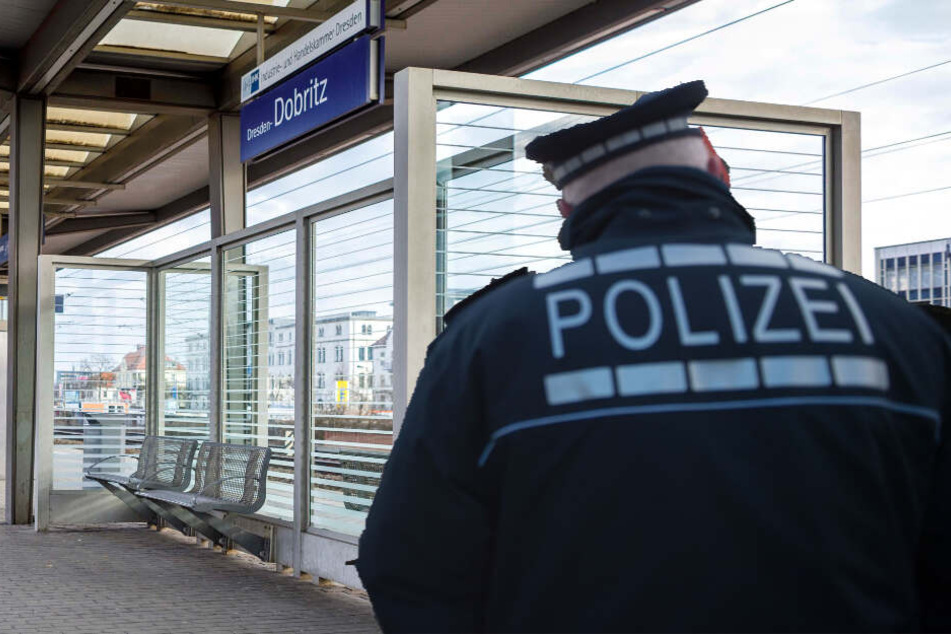 Drei Raub-Straftaten beschäftigten in den letzten Tagen die Polizei, u.a. am Haltepunkt Dobritz.