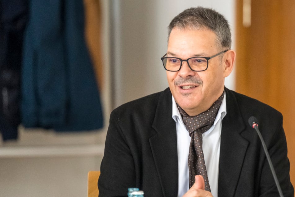 Chemnitz: Sparen auf Kosten der Mitarbeiter! Chemnitzer Theater will Gehälter um 10 Prozent kürzen