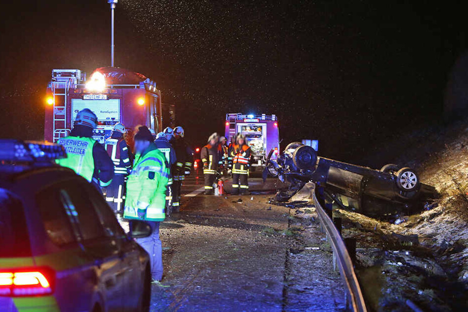 Für die Bergung musste die A4 in Richtung Erfurt kurzzeitig voll gesperrt werden.